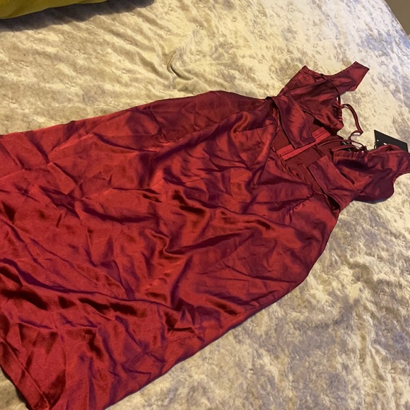 Satin Dress from Pretty Little Thing - Picture 1 of 3